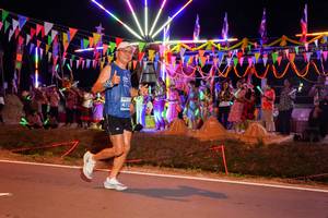 BIB: 472
                            <button type="button" onclick="openModal(15862951)" class="btn btn-primary btn-sm float-right btn-popup" data-toggle="modal" data-target=".modal-high-quality">
                        <i class="fas fa-shopping-cart"></i> Add to Cart
                    </button>
                                            <button type="button" onclick="isThisMe(15862951, true)" class="btn btn-success btn-sm float-right btn-popup btn-isme hidden" data-toggle="tooltip" data-placement="bottom" title="นี่คือรูปของคุณใช่ไหม คลิกที่นี่เพื่อเอาเข้าอัลบั้ม">
                        <i class="fas fa-plus"></i> Add to album
                    </button>
                    <button type="button" onclick="isThisMe(15862951, false)" class="btn btn-warning btn-sm float-right btn-popup btn-isnotme hidden">
                        <i class="fas fa-ban"></i> Remove from album
                    </button>