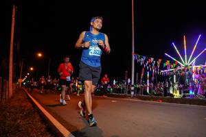 BIB: 40782
                            <button type="button" onclick="openModal(15861949)" class="btn btn-primary btn-sm float-right btn-popup" data-toggle="modal" data-target=".modal-high-quality">
                        <i class="fas fa-shopping-cart"></i> Add to Cart
                    </button>
                                            <button type="button" onclick="isThisMe(15861949, true)" class="btn btn-success btn-sm float-right btn-popup btn-isme hidden" data-toggle="tooltip" data-placement="bottom" title="นี่คือรูปของคุณใช่ไหม คลิกที่นี่เพื่อเอาเข้าอัลบั้ม">
                        <i class="fas fa-plus"></i> Add to album
                    </button>
                    <button type="button" onclick="isThisMe(15861949, false)" class="btn btn-warning btn-sm float-right btn-popup btn-isnotme hidden">
                        <i class="fas fa-ban"></i> Remove from album
                    </button>