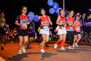 BIB: 82403, 884
                            <button type="button" onclick="openModal(15862530)" class="btn btn-primary btn-sm float-right btn-popup" data-toggle="modal" data-target=".modal-high-quality">
                        <i class="fas fa-shopping-cart"></i> Add to Cart
                    </button>
                                            <button type="button" onclick="isThisMe(15862530, true)" class="btn btn-success btn-sm float-right btn-popup btn-isme hidden" data-toggle="tooltip" data-placement="bottom" title="นี่คือรูปของคุณใช่ไหม คลิกที่นี่เพื่อเอาเข้าอัลบั้ม">
                        <i class="fas fa-plus"></i> Add to album
                    </button>
                    <button type="button" onclick="isThisMe(15862530, false)" class="btn btn-warning btn-sm float-right btn-popup btn-isnotme hidden">
                        <i class="fas fa-ban"></i> Remove from album
                    </button>