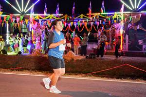 BIB: 2021
                            <button type="button" onclick="openModal(15863063)" class="btn btn-primary btn-sm float-right btn-popup" data-toggle="modal" data-target=".modal-high-quality">
                        <i class="fas fa-shopping-cart"></i> Add to Cart
                    </button>
                                            <button type="button" onclick="isThisMe(15863063, true)" class="btn btn-success btn-sm float-right btn-popup btn-isme hidden" data-toggle="tooltip" data-placement="bottom" title="นี่คือรูปของคุณใช่ไหม คลิกที่นี่เพื่อเอาเข้าอัลบั้ม">
                        <i class="fas fa-plus"></i> Add to album
                    </button>
                    <button type="button" onclick="isThisMe(15863063, false)" class="btn btn-warning btn-sm float-right btn-popup btn-isnotme hidden">
                        <i class="fas fa-ban"></i> Remove from album
                    </button>