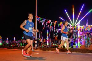 BIB: 4040
                            <button type="button" onclick="openModal(15862184)" class="btn btn-primary btn-sm float-right btn-popup" data-toggle="modal" data-target=".modal-high-quality">
                        <i class="fas fa-shopping-cart"></i> Add to Cart
                    </button>
                                            <button type="button" onclick="isThisMe(15862184, true)" class="btn btn-success btn-sm float-right btn-popup btn-isme hidden" data-toggle="tooltip" data-placement="bottom" title="นี่คือรูปของคุณใช่ไหม คลิกที่นี่เพื่อเอาเข้าอัลบั้ม">
                        <i class="fas fa-plus"></i> Add to album
                    </button>
                    <button type="button" onclick="isThisMe(15862184, false)" class="btn btn-warning btn-sm float-right btn-popup btn-isnotme hidden">
                        <i class="fas fa-ban"></i> Remove from album
                    </button>