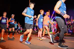 BIB: 950, 824, 142433
                            <button type="button" onclick="openModal(15862500)" class="btn btn-primary btn-sm float-right btn-popup" data-toggle="modal" data-target=".modal-high-quality">
                        <i class="fas fa-shopping-cart"></i> Add to Cart
                    </button>
                                            <button type="button" onclick="isThisMe(15862500, true)" class="btn btn-success btn-sm float-right btn-popup btn-isme hidden" data-toggle="tooltip" data-placement="bottom" title="นี่คือรูปของคุณใช่ไหม คลิกที่นี่เพื่อเอาเข้าอัลบั้ม">
                        <i class="fas fa-plus"></i> Add to album
                    </button>
                    <button type="button" onclick="isThisMe(15862500, false)" class="btn btn-warning btn-sm float-right btn-popup btn-isnotme hidden">
                        <i class="fas fa-ban"></i> Remove from album
                    </button>