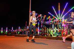 BIB: 49004
                            <button type="button" onclick="openModal(15862304)" class="btn btn-primary btn-sm float-right btn-popup" data-toggle="modal" data-target=".modal-high-quality">
                        <i class="fas fa-shopping-cart"></i> Add to Cart
                    </button>
                                            <button type="button" onclick="isThisMe(15862304, true)" class="btn btn-success btn-sm float-right btn-popup btn-isme hidden" data-toggle="tooltip" data-placement="bottom" title="นี่คือรูปของคุณใช่ไหม คลิกที่นี่เพื่อเอาเข้าอัลบั้ม">
                        <i class="fas fa-plus"></i> Add to album
                    </button>
                    <button type="button" onclick="isThisMe(15862304, false)" class="btn btn-warning btn-sm float-right btn-popup btn-isnotme hidden">
                        <i class="fas fa-ban"></i> Remove from album
                    </button>