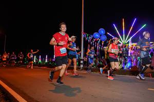 BIB: 4095
                            <button type="button" onclick="openModal(15861905)" class="btn btn-primary btn-sm float-right btn-popup" data-toggle="modal" data-target=".modal-high-quality">
                        <i class="fas fa-shopping-cart"></i> Add to Cart
                    </button>
                                            <button type="button" onclick="isThisMe(15861905, true)" class="btn btn-success btn-sm float-right btn-popup btn-isme hidden" data-toggle="tooltip" data-placement="bottom" title="นี่คือรูปของคุณใช่ไหม คลิกที่นี่เพื่อเอาเข้าอัลบั้ม">
                        <i class="fas fa-plus"></i> Add to album
                    </button>
                    <button type="button" onclick="isThisMe(15861905, false)" class="btn btn-warning btn-sm float-right btn-popup btn-isnotme hidden">
                        <i class="fas fa-ban"></i> Remove from album
                    </button>