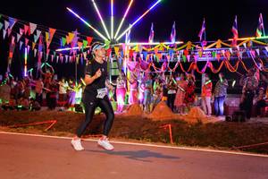 BIB: 4277
                            <button type="button" onclick="openModal(15862963)" class="btn btn-primary btn-sm float-right btn-popup" data-toggle="modal" data-target=".modal-high-quality">
                        <i class="fas fa-shopping-cart"></i> Add to Cart
                    </button>
                                            <button type="button" onclick="isThisMe(15862963, true)" class="btn btn-success btn-sm float-right btn-popup btn-isme hidden" data-toggle="tooltip" data-placement="bottom" title="นี่คือรูปของคุณใช่ไหม คลิกที่นี่เพื่อเอาเข้าอัลบั้ม">
                        <i class="fas fa-plus"></i> Add to album
                    </button>
                    <button type="button" onclick="isThisMe(15862963, false)" class="btn btn-warning btn-sm float-right btn-popup btn-isnotme hidden">
                        <i class="fas fa-ban"></i> Remove from album
                    </button>