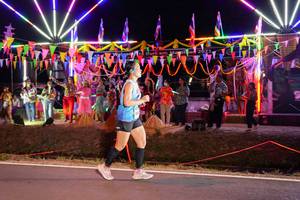 BIB: 2021
                            <button type="button" onclick="openModal(15863066)" class="btn btn-primary btn-sm float-right btn-popup" data-toggle="modal" data-target=".modal-high-quality">
                        <i class="fas fa-shopping-cart"></i> Add to Cart
                    </button>
                                            <button type="button" onclick="isThisMe(15863066, true)" class="btn btn-success btn-sm float-right btn-popup btn-isme hidden" data-toggle="tooltip" data-placement="bottom" title="นี่คือรูปของคุณใช่ไหม คลิกที่นี่เพื่อเอาเข้าอัลบั้ม">
                        <i class="fas fa-plus"></i> Add to album
                    </button>
                    <button type="button" onclick="isThisMe(15863066, false)" class="btn btn-warning btn-sm float-right btn-popup btn-isnotme hidden">
                        <i class="fas fa-ban"></i> Remove from album
                    </button>