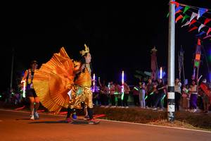 BIB: 
                            <button type="button" onclick="openModal(15863243)" class="btn btn-primary btn-sm float-right btn-popup" data-toggle="modal" data-target=".modal-high-quality">
                        <i class="fas fa-shopping-cart"></i> Add to Cart
                    </button>
                                            <button type="button" onclick="isThisMe(15863243, true)" class="btn btn-success btn-sm float-right btn-popup btn-isme hidden" data-toggle="tooltip" data-placement="bottom" title="นี่คือรูปของคุณใช่ไหม คลิกที่นี่เพื่อเอาเข้าอัลบั้ม">
                        <i class="fas fa-plus"></i> Add to album
                    </button>
                    <button type="button" onclick="isThisMe(15863243, false)" class="btn btn-warning btn-sm float-right btn-popup btn-isnotme hidden">
                        <i class="fas fa-ban"></i> Remove from album
                    </button>