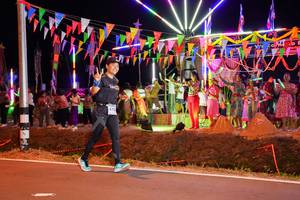 BIB: 476
                            <button type="button" onclick="openModal(15863186)" class="btn btn-primary btn-sm float-right btn-popup" data-toggle="modal" data-target=".modal-high-quality">
                        <i class="fas fa-shopping-cart"></i> Add to Cart
                    </button>
                                            <button type="button" onclick="isThisMe(15863186, true)" class="btn btn-success btn-sm float-right btn-popup btn-isme hidden" data-toggle="tooltip" data-placement="bottom" title="นี่คือรูปของคุณใช่ไหม คลิกที่นี่เพื่อเอาเข้าอัลบั้ม">
                        <i class="fas fa-plus"></i> Add to album
                    </button>
                    <button type="button" onclick="isThisMe(15863186, false)" class="btn btn-warning btn-sm float-right btn-popup btn-isnotme hidden">
                        <i class="fas fa-ban"></i> Remove from album
                    </button>