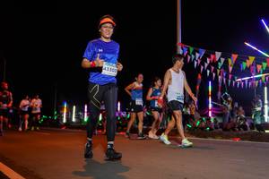 BIB: 43303
                            <button type="button" onclick="openModal(15862485)" class="btn btn-primary btn-sm float-right btn-popup" data-toggle="modal" data-target=".modal-high-quality">
                        <i class="fas fa-shopping-cart"></i> Add to Cart
                    </button>
                                            <button type="button" onclick="isThisMe(15862485, true)" class="btn btn-success btn-sm float-right btn-popup btn-isme hidden" data-toggle="tooltip" data-placement="bottom" title="นี่คือรูปของคุณใช่ไหม คลิกที่นี่เพื่อเอาเข้าอัลบั้ม">
                        <i class="fas fa-plus"></i> Add to album
                    </button>
                    <button type="button" onclick="isThisMe(15862485, false)" class="btn btn-warning btn-sm float-right btn-popup btn-isnotme hidden">
                        <i class="fas fa-ban"></i> Remove from album
                    </button>