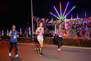 BIB: 4334, 42895, 4303
                            <button type="button" onclick="openModal(15862940)" class="btn btn-primary btn-sm float-right btn-popup" data-toggle="modal" data-target=".modal-high-quality">
                        <i class="fas fa-shopping-cart"></i> Add to Cart
                    </button>
                                            <button type="button" onclick="isThisMe(15862940, true)" class="btn btn-success btn-sm float-right btn-popup btn-isme hidden" data-toggle="tooltip" data-placement="bottom" title="นี่คือรูปของคุณใช่ไหม คลิกที่นี่เพื่อเอาเข้าอัลบั้ม">
                        <i class="fas fa-plus"></i> Add to album
                    </button>
                    <button type="button" onclick="isThisMe(15862940, false)" class="btn btn-warning btn-sm float-right btn-popup btn-isnotme hidden">
                        <i class="fas fa-ban"></i> Remove from album
                    </button>