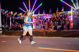 BIB: 43082
                            <button type="button" onclick="openModal(15863112)" class="btn btn-primary btn-sm float-right btn-popup" data-toggle="modal" data-target=".modal-high-quality">
                        <i class="fas fa-shopping-cart"></i> Add to Cart
                    </button>
                                            <button type="button" onclick="isThisMe(15863112, true)" class="btn btn-success btn-sm float-right btn-popup btn-isme hidden" data-toggle="tooltip" data-placement="bottom" title="นี่คือรูปของคุณใช่ไหม คลิกที่นี่เพื่อเอาเข้าอัลบั้ม">
                        <i class="fas fa-plus"></i> Add to album
                    </button>
                    <button type="button" onclick="isThisMe(15863112, false)" class="btn btn-warning btn-sm float-right btn-popup btn-isnotme hidden">
                        <i class="fas fa-ban"></i> Remove from album
                    </button>