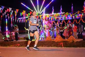 BIB: 475
                            <button type="button" onclick="openModal(15862884)" class="btn btn-primary btn-sm float-right btn-popup" data-toggle="modal" data-target=".modal-high-quality">
                        <i class="fas fa-shopping-cart"></i> Add to Cart
                    </button>
                                            <button type="button" onclick="isThisMe(15862884, true)" class="btn btn-success btn-sm float-right btn-popup btn-isme hidden" data-toggle="tooltip" data-placement="bottom" title="นี่คือรูปของคุณใช่ไหม คลิกที่นี่เพื่อเอาเข้าอัลบั้ม">
                        <i class="fas fa-plus"></i> Add to album
                    </button>
                    <button type="button" onclick="isThisMe(15862884, false)" class="btn btn-warning btn-sm float-right btn-popup btn-isnotme hidden">
                        <i class="fas fa-ban"></i> Remove from album
                    </button>