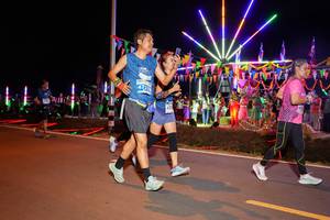 BIB: 472
                            <button type="button" onclick="openModal(15862958)" class="btn btn-primary btn-sm float-right btn-popup" data-toggle="modal" data-target=".modal-high-quality">
                        <i class="fas fa-shopping-cart"></i> Add to Cart
                    </button>
                                            <button type="button" onclick="isThisMe(15862958, true)" class="btn btn-success btn-sm float-right btn-popup btn-isme hidden" data-toggle="tooltip" data-placement="bottom" title="นี่คือรูปของคุณใช่ไหม คลิกที่นี่เพื่อเอาเข้าอัลบั้ม">
                        <i class="fas fa-plus"></i> Add to album
                    </button>
                    <button type="button" onclick="isThisMe(15862958, false)" class="btn btn-warning btn-sm float-right btn-popup btn-isnotme hidden">
                        <i class="fas fa-ban"></i> Remove from album
                    </button>