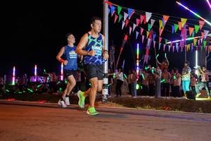 BIB: 0180, 40431
                            <button type="button" onclick="openModal(15867184)" class="btn btn-primary btn-sm float-right btn-popup" data-toggle="modal" data-target=".modal-high-quality">
                        <i class="fas fa-shopping-cart"></i> Add to Cart
                    </button>
                                            <button type="button" onclick="isThisMe(15867184, true)" class="btn btn-success btn-sm float-right btn-popup btn-isme hidden" data-toggle="tooltip" data-placement="bottom" title="นี่คือรูปของคุณใช่ไหม คลิกที่นี่เพื่อเอาเข้าอัลบั้ม">
                        <i class="fas fa-plus"></i> Add to album
                    </button>
                    <button type="button" onclick="isThisMe(15867184, false)" class="btn btn-warning btn-sm float-right btn-popup btn-isnotme hidden">
                        <i class="fas fa-ban"></i> Remove from album
                    </button>