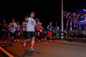 BIB: 4327, 42015
                            <button type="button" onclick="openModal(15868101)" class="btn btn-primary btn-sm float-right btn-popup" data-toggle="modal" data-target=".modal-high-quality">
                        <i class="fas fa-shopping-cart"></i> Add to Cart
                    </button>
                                            <button type="button" onclick="isThisMe(15868101, true)" class="btn btn-success btn-sm float-right btn-popup btn-isme hidden" data-toggle="tooltip" data-placement="bottom" title="นี่คือรูปของคุณใช่ไหม คลิกที่นี่เพื่อเอาเข้าอัลบั้ม">
                        <i class="fas fa-plus"></i> Add to album
                    </button>
                    <button type="button" onclick="isThisMe(15868101, false)" class="btn btn-warning btn-sm float-right btn-popup btn-isnotme hidden">
                        <i class="fas fa-ban"></i> Remove from album
                    </button>