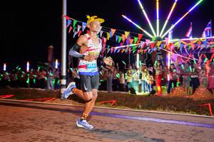 BIB: 454
                            <button type="button" onclick="openModal(15866522)" class="btn btn-primary btn-sm float-right btn-popup" data-toggle="modal" data-target=".modal-high-quality">
                        <i class="fas fa-shopping-cart"></i> Add to Cart
                    </button>
                                            <button type="button" onclick="isThisMe(15866522, true)" class="btn btn-success btn-sm float-right btn-popup btn-isme hidden" data-toggle="tooltip" data-placement="bottom" title="นี่คือรูปของคุณใช่ไหม คลิกที่นี่เพื่อเอาเข้าอัลบั้ม">
                        <i class="fas fa-plus"></i> Add to album
                    </button>
                    <button type="button" onclick="isThisMe(15866522, false)" class="btn btn-warning btn-sm float-right btn-popup btn-isnotme hidden">
                        <i class="fas fa-ban"></i> Remove from album
                    </button>