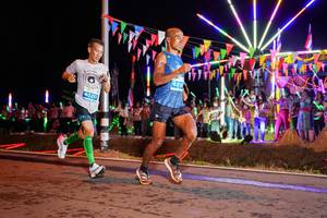 BIB: 40251
                            <button type="button" onclick="openModal(15866593)" class="btn btn-primary btn-sm float-right btn-popup" data-toggle="modal" data-target=".modal-high-quality">
                        <i class="fas fa-shopping-cart"></i> Add to Cart
                    </button>
                                            <button type="button" onclick="isThisMe(15866593, true)" class="btn btn-success btn-sm float-right btn-popup btn-isme hidden" data-toggle="tooltip" data-placement="bottom" title="นี่คือรูปของคุณใช่ไหม คลิกที่นี่เพื่อเอาเข้าอัลบั้ม">
                        <i class="fas fa-plus"></i> Add to album
                    </button>
                    <button type="button" onclick="isThisMe(15866593, false)" class="btn btn-warning btn-sm float-right btn-popup btn-isnotme hidden">
                        <i class="fas fa-ban"></i> Remove from album
                    </button>