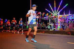 BIB: 409
                            <button type="button" onclick="openModal(15868272)" class="btn btn-primary btn-sm float-right btn-popup" data-toggle="modal" data-target=".modal-high-quality">
                        <i class="fas fa-shopping-cart"></i> Add to Cart
                    </button>
                                            <button type="button" onclick="isThisMe(15868272, true)" class="btn btn-success btn-sm float-right btn-popup btn-isme hidden" data-toggle="tooltip" data-placement="bottom" title="นี่คือรูปของคุณใช่ไหม คลิกที่นี่เพื่อเอาเข้าอัลบั้ม">
                        <i class="fas fa-plus"></i> Add to album
                    </button>
                    <button type="button" onclick="isThisMe(15868272, false)" class="btn btn-warning btn-sm float-right btn-popup btn-isnotme hidden">
                        <i class="fas fa-ban"></i> Remove from album
                    </button>