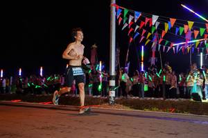 BIB: 42585
                            <button type="button" onclick="openModal(15866965)" class="btn btn-primary btn-sm float-right btn-popup" data-toggle="modal" data-target=".modal-high-quality">
                        <i class="fas fa-shopping-cart"></i> Add to Cart
                    </button>
                                            <button type="button" onclick="isThisMe(15866965, true)" class="btn btn-success btn-sm float-right btn-popup btn-isme hidden" data-toggle="tooltip" data-placement="bottom" title="นี่คือรูปของคุณใช่ไหม คลิกที่นี่เพื่อเอาเข้าอัลบั้ม">
                        <i class="fas fa-plus"></i> Add to album
                    </button>
                    <button type="button" onclick="isThisMe(15866965, false)" class="btn btn-warning btn-sm float-right btn-popup btn-isnotme hidden">
                        <i class="fas fa-ban"></i> Remove from album
                    </button>