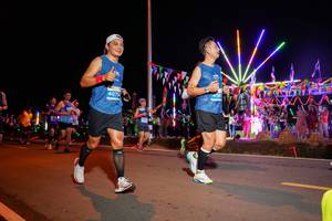 BIB: 4075
                            <button type="button" onclick="openModal(15868279)" class="btn btn-primary btn-sm float-right btn-popup" data-toggle="modal" data-target=".modal-high-quality">
                        <i class="fas fa-shopping-cart"></i> Add to Cart
                    </button>
                                            <button type="button" onclick="isThisMe(15868279, true)" class="btn btn-success btn-sm float-right btn-popup btn-isme hidden" data-toggle="tooltip" data-placement="bottom" title="นี่คือรูปของคุณใช่ไหม คลิกที่นี่เพื่อเอาเข้าอัลบั้ม">
                        <i class="fas fa-plus"></i> Add to album
                    </button>
                    <button type="button" onclick="isThisMe(15868279, false)" class="btn btn-warning btn-sm float-right btn-popup btn-isnotme hidden">
                        <i class="fas fa-ban"></i> Remove from album
                    </button>