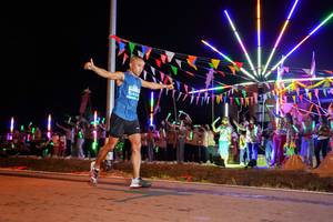 BIB: 3404
                            <button type="button" onclick="openModal(15867079)" class="btn btn-primary btn-sm float-right btn-popup" data-toggle="modal" data-target=".modal-high-quality">
                        <i class="fas fa-shopping-cart"></i> Add to Cart
                    </button>
                                            <button type="button" onclick="isThisMe(15867079, true)" class="btn btn-success btn-sm float-right btn-popup btn-isme hidden" data-toggle="tooltip" data-placement="bottom" title="นี่คือรูปของคุณใช่ไหม คลิกที่นี่เพื่อเอาเข้าอัลบั้ม">
                        <i class="fas fa-plus"></i> Add to album
                    </button>
                    <button type="button" onclick="isThisMe(15867079, false)" class="btn btn-warning btn-sm float-right btn-popup btn-isnotme hidden">
                        <i class="fas fa-ban"></i> Remove from album
                    </button>