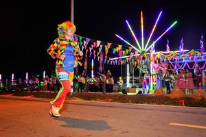 BIB: 16261
                            <button type="button" onclick="openModal(15867601)" class="btn btn-primary btn-sm float-right btn-popup" data-toggle="modal" data-target=".modal-high-quality">
                        <i class="fas fa-shopping-cart"></i> Add to Cart
                    </button>
                                            <button type="button" onclick="isThisMe(15867601, true)" class="btn btn-success btn-sm float-right btn-popup btn-isme hidden" data-toggle="tooltip" data-placement="bottom" title="นี่คือรูปของคุณใช่ไหม คลิกที่นี่เพื่อเอาเข้าอัลบั้ม">
                        <i class="fas fa-plus"></i> Add to album
                    </button>
                    <button type="button" onclick="isThisMe(15867601, false)" class="btn btn-warning btn-sm float-right btn-popup btn-isnotme hidden">
                        <i class="fas fa-ban"></i> Remove from album
                    </button>