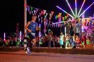 BIB: 239
                            <button type="button" onclick="openModal(15867172)" class="btn btn-primary btn-sm float-right btn-popup" data-toggle="modal" data-target=".modal-high-quality">
                        <i class="fas fa-shopping-cart"></i> Add to Cart
                    </button>
                                            <button type="button" onclick="isThisMe(15867172, true)" class="btn btn-success btn-sm float-right btn-popup btn-isme hidden" data-toggle="tooltip" data-placement="bottom" title="นี่คือรูปของคุณใช่ไหม คลิกที่นี่เพื่อเอาเข้าอัลบั้ม">
                        <i class="fas fa-plus"></i> Add to album
                    </button>
                    <button type="button" onclick="isThisMe(15867172, false)" class="btn btn-warning btn-sm float-right btn-popup btn-isnotme hidden">
                        <i class="fas fa-ban"></i> Remove from album
                    </button>