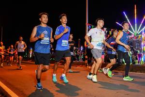 BIB: 4192, 95096, 467
                            <button type="button" onclick="openModal(15868159)" class="btn btn-primary btn-sm float-right btn-popup" data-toggle="modal" data-target=".modal-high-quality">
                        <i class="fas fa-shopping-cart"></i> Add to Cart
                    </button>
                                            <button type="button" onclick="isThisMe(15868159, true)" class="btn btn-success btn-sm float-right btn-popup btn-isme hidden" data-toggle="tooltip" data-placement="bottom" title="นี่คือรูปของคุณใช่ไหม คลิกที่นี่เพื่อเอาเข้าอัลบั้ม">
                        <i class="fas fa-plus"></i> Add to album
                    </button>
                    <button type="button" onclick="isThisMe(15868159, false)" class="btn btn-warning btn-sm float-right btn-popup btn-isnotme hidden">
                        <i class="fas fa-ban"></i> Remove from album
                    </button>