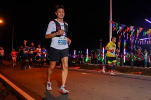 BIB: 40130
                            <button type="button" onclick="openModal(15867978)" class="btn btn-primary btn-sm float-right btn-popup" data-toggle="modal" data-target=".modal-high-quality">
                        <i class="fas fa-shopping-cart"></i> Add to Cart
                    </button>
                                            <button type="button" onclick="isThisMe(15867978, true)" class="btn btn-success btn-sm float-right btn-popup btn-isme hidden" data-toggle="tooltip" data-placement="bottom" title="นี่คือรูปของคุณใช่ไหม คลิกที่นี่เพื่อเอาเข้าอัลบั้ม">
                        <i class="fas fa-plus"></i> Add to album
                    </button>
                    <button type="button" onclick="isThisMe(15867978, false)" class="btn btn-warning btn-sm float-right btn-popup btn-isnotme hidden">
                        <i class="fas fa-ban"></i> Remove from album
                    </button>