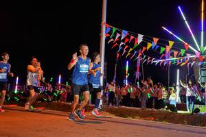 BIB: 41421
                            <button type="button" onclick="openModal(15867335)" class="btn btn-primary btn-sm float-right btn-popup" data-toggle="modal" data-target=".modal-high-quality">
                        <i class="fas fa-shopping-cart"></i> Add to Cart
                    </button>
                                            <button type="button" onclick="isThisMe(15867335, true)" class="btn btn-success btn-sm float-right btn-popup btn-isme hidden" data-toggle="tooltip" data-placement="bottom" title="นี่คือรูปของคุณใช่ไหม คลิกที่นี่เพื่อเอาเข้าอัลบั้ม">
                        <i class="fas fa-plus"></i> Add to album
                    </button>
                    <button type="button" onclick="isThisMe(15867335, false)" class="btn btn-warning btn-sm float-right btn-popup btn-isnotme hidden">
                        <i class="fas fa-ban"></i> Remove from album
                    </button>