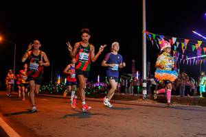 BIB: 4345, 47275
                            <button type="button" onclick="openModal(15867153)" class="btn btn-primary btn-sm float-right btn-popup" data-toggle="modal" data-target=".modal-high-quality">
                        <i class="fas fa-shopping-cart"></i> Add to Cart
                    </button>
                                            <button type="button" onclick="isThisMe(15867153, true)" class="btn btn-success btn-sm float-right btn-popup btn-isme hidden" data-toggle="tooltip" data-placement="bottom" title="นี่คือรูปของคุณใช่ไหม คลิกที่นี่เพื่อเอาเข้าอัลบั้ม">
                        <i class="fas fa-plus"></i> Add to album
                    </button>
                    <button type="button" onclick="isThisMe(15867153, false)" class="btn btn-warning btn-sm float-right btn-popup btn-isnotme hidden">
                        <i class="fas fa-ban"></i> Remove from album
                    </button>