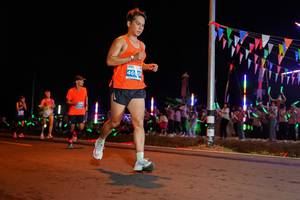 BIB: 465
                            <button type="button" onclick="openModal(15867186)" class="btn btn-primary btn-sm float-right btn-popup" data-toggle="modal" data-target=".modal-high-quality">
                        <i class="fas fa-shopping-cart"></i> Add to Cart
                    </button>
                                            <button type="button" onclick="isThisMe(15867186, true)" class="btn btn-success btn-sm float-right btn-popup btn-isme hidden" data-toggle="tooltip" data-placement="bottom" title="นี่คือรูปของคุณใช่ไหม คลิกที่นี่เพื่อเอาเข้าอัลบั้ม">
                        <i class="fas fa-plus"></i> Add to album
                    </button>
                    <button type="button" onclick="isThisMe(15867186, false)" class="btn btn-warning btn-sm float-right btn-popup btn-isnotme hidden">
                        <i class="fas fa-ban"></i> Remove from album
                    </button>