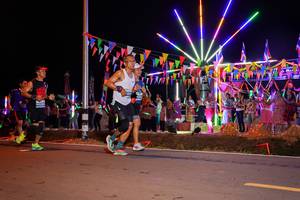 BIB: 420
                            <button type="button" onclick="openModal(15867976)" class="btn btn-primary btn-sm float-right btn-popup" data-toggle="modal" data-target=".modal-high-quality">
                        <i class="fas fa-shopping-cart"></i> Add to Cart
                    </button>
                                            <button type="button" onclick="isThisMe(15867976, true)" class="btn btn-success btn-sm float-right btn-popup btn-isme hidden" data-toggle="tooltip" data-placement="bottom" title="นี่คือรูปของคุณใช่ไหม คลิกที่นี่เพื่อเอาเข้าอัลบั้ม">
                        <i class="fas fa-plus"></i> Add to album
                    </button>
                    <button type="button" onclick="isThisMe(15867976, false)" class="btn btn-warning btn-sm float-right btn-popup btn-isnotme hidden">
                        <i class="fas fa-ban"></i> Remove from album
                    </button>