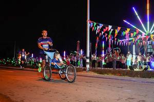 BIB: 45717
                            <button type="button" onclick="openModal(15867200)" class="btn btn-primary btn-sm float-right btn-popup" data-toggle="modal" data-target=".modal-high-quality">
                        <i class="fas fa-shopping-cart"></i> Add to Cart
                    </button>
                                            <button type="button" onclick="isThisMe(15867200, true)" class="btn btn-success btn-sm float-right btn-popup btn-isme hidden" data-toggle="tooltip" data-placement="bottom" title="นี่คือรูปของคุณใช่ไหม คลิกที่นี่เพื่อเอาเข้าอัลบั้ม">
                        <i class="fas fa-plus"></i> Add to album
                    </button>
                    <button type="button" onclick="isThisMe(15867200, false)" class="btn btn-warning btn-sm float-right btn-popup btn-isnotme hidden">
                        <i class="fas fa-ban"></i> Remove from album
                    </button>