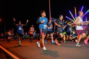 BIB: 404, 4249
                            <button type="button" onclick="openModal(15868334)" class="btn btn-primary btn-sm float-right btn-popup" data-toggle="modal" data-target=".modal-high-quality">
                        <i class="fas fa-shopping-cart"></i> Add to Cart
                    </button>
                                            <button type="button" onclick="isThisMe(15868334, true)" class="btn btn-success btn-sm float-right btn-popup btn-isme hidden" data-toggle="tooltip" data-placement="bottom" title="นี่คือรูปของคุณใช่ไหม คลิกที่นี่เพื่อเอาเข้าอัลบั้ม">
                        <i class="fas fa-plus"></i> Add to album
                    </button>
                    <button type="button" onclick="isThisMe(15868334, false)" class="btn btn-warning btn-sm float-right btn-popup btn-isnotme hidden">
                        <i class="fas fa-ban"></i> Remove from album
                    </button>