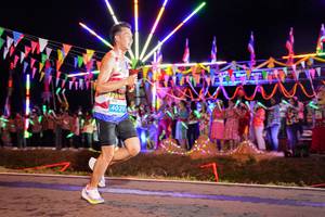 BIB: 40211
                            <button type="button" onclick="openModal(15866604)" class="btn btn-primary btn-sm float-right btn-popup" data-toggle="modal" data-target=".modal-high-quality">
                        <i class="fas fa-shopping-cart"></i> Add to Cart
                    </button>
                                            <button type="button" onclick="isThisMe(15866604, true)" class="btn btn-success btn-sm float-right btn-popup btn-isme hidden" data-toggle="tooltip" data-placement="bottom" title="นี่คือรูปของคุณใช่ไหม คลิกที่นี่เพื่อเอาเข้าอัลบั้ม">
                        <i class="fas fa-plus"></i> Add to album
                    </button>
                    <button type="button" onclick="isThisMe(15866604, false)" class="btn btn-warning btn-sm float-right btn-popup btn-isnotme hidden">
                        <i class="fas fa-ban"></i> Remove from album
                    </button>