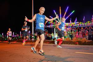 BIB: 1397
                            <button type="button" onclick="openModal(15867580)" class="btn btn-primary btn-sm float-right btn-popup" data-toggle="modal" data-target=".modal-high-quality">
                        <i class="fas fa-shopping-cart"></i> Add to Cart
                    </button>
                                            <button type="button" onclick="isThisMe(15867580, true)" class="btn btn-success btn-sm float-right btn-popup btn-isme hidden" data-toggle="tooltip" data-placement="bottom" title="นี่คือรูปของคุณใช่ไหม คลิกที่นี่เพื่อเอาเข้าอัลบั้ม">
                        <i class="fas fa-plus"></i> Add to album
                    </button>
                    <button type="button" onclick="isThisMe(15867580, false)" class="btn btn-warning btn-sm float-right btn-popup btn-isnotme hidden">
                        <i class="fas fa-ban"></i> Remove from album
                    </button>