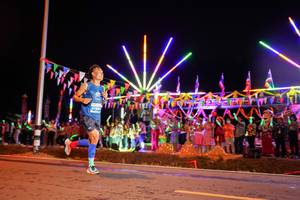 BIB: 4140
                            <button type="button" onclick="openModal(15866822)" class="btn btn-primary btn-sm float-right btn-popup" data-toggle="modal" data-target=".modal-high-quality">
                        <i class="fas fa-shopping-cart"></i> Add to Cart
                    </button>
                                            <button type="button" onclick="isThisMe(15866822, true)" class="btn btn-success btn-sm float-right btn-popup btn-isme hidden" data-toggle="tooltip" data-placement="bottom" title="นี่คือรูปของคุณใช่ไหม คลิกที่นี่เพื่อเอาเข้าอัลบั้ม">
                        <i class="fas fa-plus"></i> Add to album
                    </button>
                    <button type="button" onclick="isThisMe(15866822, false)" class="btn btn-warning btn-sm float-right btn-popup btn-isnotme hidden">
                        <i class="fas fa-ban"></i> Remove from album
                    </button>