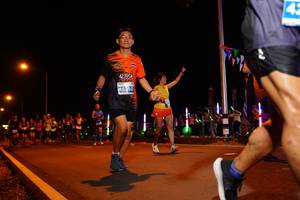 BIB: 2195, 45250
                            <button type="button" onclick="openModal(14310086)" class="btn btn-primary btn-sm float-right btn-popup" data-toggle="modal" data-target=".modal-high-quality">
                        <i class="fas fa-shopping-cart"></i> Add to Cart
                    </button>
                                            <button type="button" onclick="isThisMe(14310086, true)" class="btn btn-success btn-sm float-right btn-popup btn-isme hidden" data-toggle="tooltip" data-placement="bottom" title="นี่คือรูปของคุณใช่ไหม คลิกที่นี่เพื่อเอาเข้าอัลบั้ม">
                        <i class="fas fa-plus"></i> Add to album
                    </button>
                    <button type="button" onclick="isThisMe(14310086, false)" class="btn btn-warning btn-sm float-right btn-popup btn-isnotme hidden">
                        <i class="fas fa-ban"></i> Remove from album
                    </button>