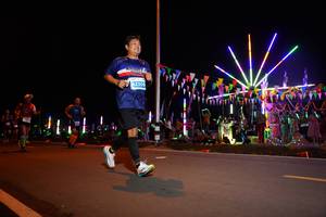 BIB: 230
                            <button type="button" onclick="openModal(14305037)" class="btn btn-primary btn-sm float-right btn-popup" data-toggle="modal" data-target=".modal-high-quality">
                        <i class="fas fa-shopping-cart"></i> Add to Cart
                    </button>
                                            <button type="button" onclick="isThisMe(14305037, true)" class="btn btn-success btn-sm float-right btn-popup btn-isme hidden" data-toggle="tooltip" data-placement="bottom" title="นี่คือรูปของคุณใช่ไหม คลิกที่นี่เพื่อเอาเข้าอัลบั้ม">
                        <i class="fas fa-plus"></i> Add to album
                    </button>
                    <button type="button" onclick="isThisMe(14305037, false)" class="btn btn-warning btn-sm float-right btn-popup btn-isnotme hidden">
                        <i class="fas fa-ban"></i> Remove from album
                    </button>