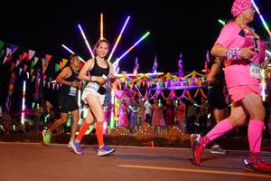 BIB: 431, 8040
                            <button type="button" onclick="openModal(14317882)" class="btn btn-primary btn-sm float-right btn-popup" data-toggle="modal" data-target=".modal-high-quality">
                        <i class="fas fa-shopping-cart"></i> Add to Cart
                    </button>
                                            <button type="button" onclick="isThisMe(14317882, true)" class="btn btn-success btn-sm float-right btn-popup btn-isme hidden" data-toggle="tooltip" data-placement="bottom" title="นี่คือรูปของคุณใช่ไหม คลิกที่นี่เพื่อเอาเข้าอัลบั้ม">
                        <i class="fas fa-plus"></i> Add to album
                    </button>
                    <button type="button" onclick="isThisMe(14317882, false)" class="btn btn-warning btn-sm float-right btn-popup btn-isnotme hidden">
                        <i class="fas fa-ban"></i> Remove from album
                    </button>