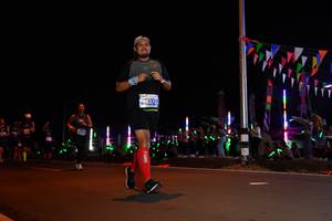 BIB: 6272
                            <button type="button" onclick="openModal(14317943)" class="btn btn-primary btn-sm float-right btn-popup" data-toggle="modal" data-target=".modal-high-quality">
                        <i class="fas fa-shopping-cart"></i> Add to Cart
                    </button>
                                            <button type="button" onclick="isThisMe(14317943, true)" class="btn btn-success btn-sm float-right btn-popup btn-isme hidden" data-toggle="tooltip" data-placement="bottom" title="นี่คือรูปของคุณใช่ไหม คลิกที่นี่เพื่อเอาเข้าอัลบั้ม">
                        <i class="fas fa-plus"></i> Add to album
                    </button>
                    <button type="button" onclick="isThisMe(14317943, false)" class="btn btn-warning btn-sm float-right btn-popup btn-isnotme hidden">
                        <i class="fas fa-ban"></i> Remove from album
                    </button>