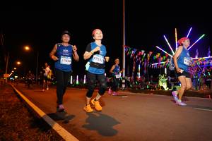 BIB: 475, 47532, 47534
                            <button type="button" onclick="openModal(14303312)" class="btn btn-primary btn-sm float-right btn-popup" data-toggle="modal" data-target=".modal-high-quality">
                        <i class="fas fa-shopping-cart"></i> Add to Cart
                    </button>
                                            <button type="button" onclick="isThisMe(14303312, true)" class="btn btn-success btn-sm float-right btn-popup btn-isme hidden" data-toggle="tooltip" data-placement="bottom" title="นี่คือรูปของคุณใช่ไหม คลิกที่นี่เพื่อเอาเข้าอัลบั้ม">
                        <i class="fas fa-plus"></i> Add to album
                    </button>
                    <button type="button" onclick="isThisMe(14303312, false)" class="btn btn-warning btn-sm float-right btn-popup btn-isnotme hidden">
                        <i class="fas fa-ban"></i> Remove from album
                    </button>