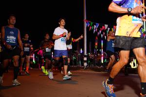 BIB: 4164, 47072, 42786, 46007
                            <button type="button" onclick="openModal(14298948)" class="btn btn-primary btn-sm float-right btn-popup" data-toggle="modal" data-target=".modal-high-quality">
                        <i class="fas fa-shopping-cart"></i> Add to Cart
                    </button>
                                            <button type="button" onclick="isThisMe(14298948, true)" class="btn btn-success btn-sm float-right btn-popup btn-isme hidden" data-toggle="tooltip" data-placement="bottom" title="นี่คือรูปของคุณใช่ไหม คลิกที่นี่เพื่อเอาเข้าอัลบั้ม">
                        <i class="fas fa-plus"></i> Add to album
                    </button>
                    <button type="button" onclick="isThisMe(14298948, false)" class="btn btn-warning btn-sm float-right btn-popup btn-isnotme hidden">
                        <i class="fas fa-ban"></i> Remove from album
                    </button>