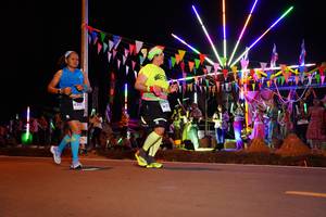 BIB: 4300
                            <button type="button" onclick="openModal(14310199)" class="btn btn-primary btn-sm float-right btn-popup" data-toggle="modal" data-target=".modal-high-quality">
                        <i class="fas fa-shopping-cart"></i> Add to Cart
                    </button>
                                            <button type="button" onclick="isThisMe(14310199, true)" class="btn btn-success btn-sm float-right btn-popup btn-isme hidden" data-toggle="tooltip" data-placement="bottom" title="นี่คือรูปของคุณใช่ไหม คลิกที่นี่เพื่อเอาเข้าอัลบั้ม">
                        <i class="fas fa-plus"></i> Add to album
                    </button>
                    <button type="button" onclick="isThisMe(14310199, false)" class="btn btn-warning btn-sm float-right btn-popup btn-isnotme hidden">
                        <i class="fas fa-ban"></i> Remove from album
                    </button>