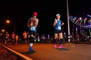 BIB: 40406
                            <button type="button" onclick="openModal(14309892)" class="btn btn-primary btn-sm float-right btn-popup" data-toggle="modal" data-target=".modal-high-quality">
                        <i class="fas fa-shopping-cart"></i> Add to Cart
                    </button>
                                            <button type="button" onclick="isThisMe(14309892, true)" class="btn btn-success btn-sm float-right btn-popup btn-isme hidden" data-toggle="tooltip" data-placement="bottom" title="นี่คือรูปของคุณใช่ไหม คลิกที่นี่เพื่อเอาเข้าอัลบั้ม">
                        <i class="fas fa-plus"></i> Add to album
                    </button>
                    <button type="button" onclick="isThisMe(14309892, false)" class="btn btn-warning btn-sm float-right btn-popup btn-isnotme hidden">
                        <i class="fas fa-ban"></i> Remove from album
                    </button>