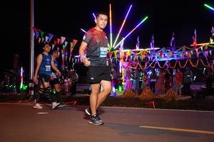 BIB: 4640
                            <button type="button" onclick="openModal(14326262)" class="btn btn-primary btn-sm float-right btn-popup" data-toggle="modal" data-target=".modal-high-quality">
                        <i class="fas fa-shopping-cart"></i> Add to Cart
                    </button>
                                            <button type="button" onclick="isThisMe(14326262, true)" class="btn btn-success btn-sm float-right btn-popup btn-isme hidden" data-toggle="tooltip" data-placement="bottom" title="นี่คือรูปของคุณใช่ไหม คลิกที่นี่เพื่อเอาเข้าอัลบั้ม">
                        <i class="fas fa-plus"></i> Add to album
                    </button>
                    <button type="button" onclick="isThisMe(14326262, false)" class="btn btn-warning btn-sm float-right btn-popup btn-isnotme hidden">
                        <i class="fas fa-ban"></i> Remove from album
                    </button>