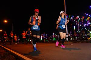 BIB: 427, 40496
                            <button type="button" onclick="openModal(14309888)" class="btn btn-primary btn-sm float-right btn-popup" data-toggle="modal" data-target=".modal-high-quality">
                        <i class="fas fa-shopping-cart"></i> Add to Cart
                    </button>
                                            <button type="button" onclick="isThisMe(14309888, true)" class="btn btn-success btn-sm float-right btn-popup btn-isme hidden" data-toggle="tooltip" data-placement="bottom" title="นี่คือรูปของคุณใช่ไหม คลิกที่นี่เพื่อเอาเข้าอัลบั้ม">
                        <i class="fas fa-plus"></i> Add to album
                    </button>
                    <button type="button" onclick="isThisMe(14309888, false)" class="btn btn-warning btn-sm float-right btn-popup btn-isnotme hidden">
                        <i class="fas fa-ban"></i> Remove from album
                    </button>