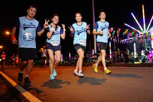 BIB: 4320, 43273, 47728
                            <button type="button" onclick="openModal(14323106)" class="btn btn-primary btn-sm float-right btn-popup" data-toggle="modal" data-target=".modal-high-quality">
                        <i class="fas fa-shopping-cart"></i> Add to Cart
                    </button>
                                            <button type="button" onclick="isThisMe(14323106, true)" class="btn btn-success btn-sm float-right btn-popup btn-isme hidden" data-toggle="tooltip" data-placement="bottom" title="นี่คือรูปของคุณใช่ไหม คลิกที่นี่เพื่อเอาเข้าอัลบั้ม">
                        <i class="fas fa-plus"></i> Add to album
                    </button>
                    <button type="button" onclick="isThisMe(14323106, false)" class="btn btn-warning btn-sm float-right btn-popup btn-isnotme hidden">
                        <i class="fas fa-ban"></i> Remove from album
                    </button>