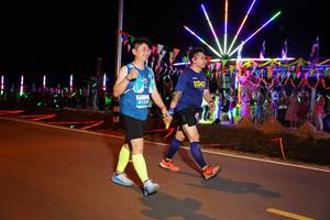 BIB: 4136
                            <button type="button" onclick="openModal(14328115)" class="btn btn-primary btn-sm float-right btn-popup" data-toggle="modal" data-target=".modal-high-quality">
                        <i class="fas fa-shopping-cart"></i> Add to Cart
                    </button>
                                            <button type="button" onclick="isThisMe(14328115, true)" class="btn btn-success btn-sm float-right btn-popup btn-isme hidden" data-toggle="tooltip" data-placement="bottom" title="นี่คือรูปของคุณใช่ไหม คลิกที่นี่เพื่อเอาเข้าอัลบั้ม">
                        <i class="fas fa-plus"></i> Add to album
                    </button>
                    <button type="button" onclick="isThisMe(14328115, false)" class="btn btn-warning btn-sm float-right btn-popup btn-isnotme hidden">
                        <i class="fas fa-ban"></i> Remove from album
                    </button>